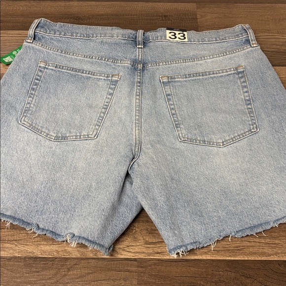 NWT Gap 6” Cheeky MIDI short high rise - Picture 5 of 5